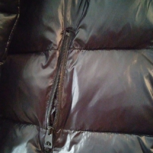 GUESS Black Puffer Coat with Deep Red Interior - Picture 6 of 9